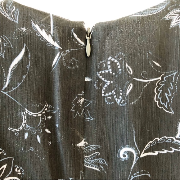 Anthropology’s Lovely Floral Print Halogen Brand Dress. Size: Small - Picture 10 of 15